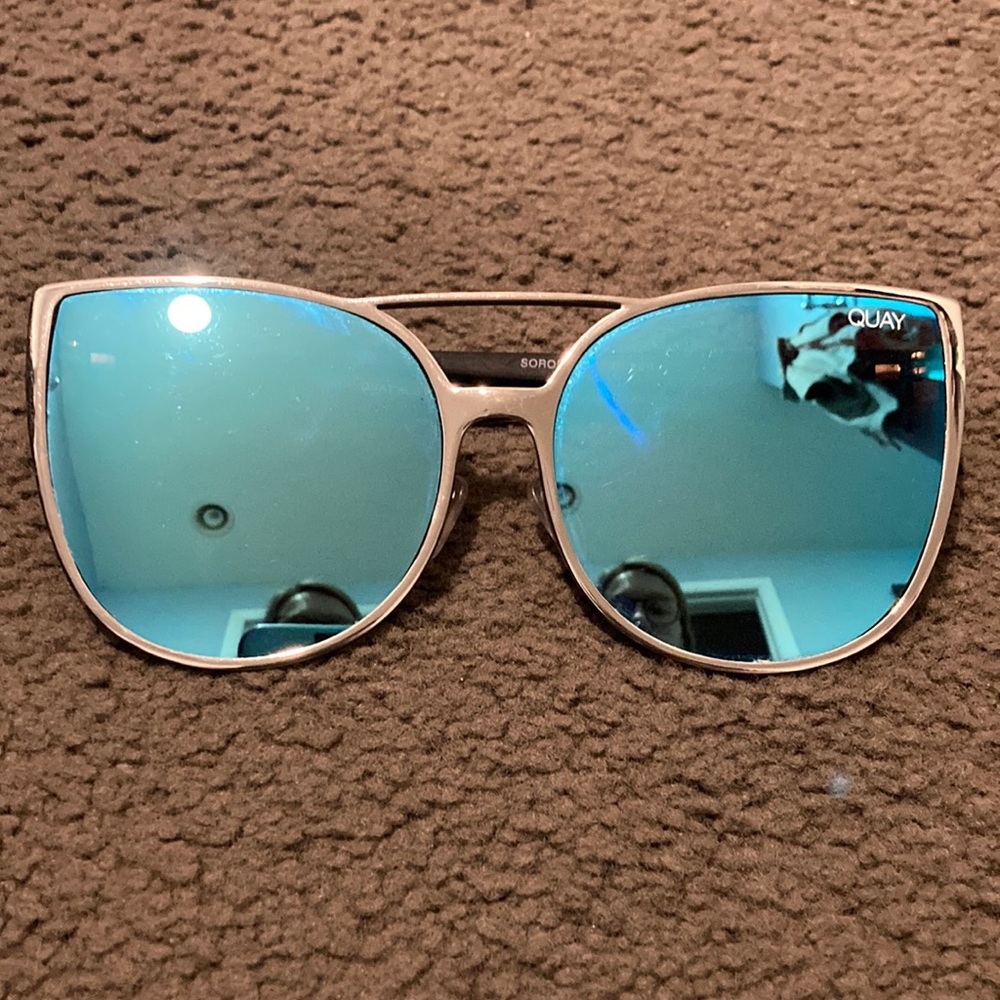 Quay Sorority Princess Cat Eye Aviators